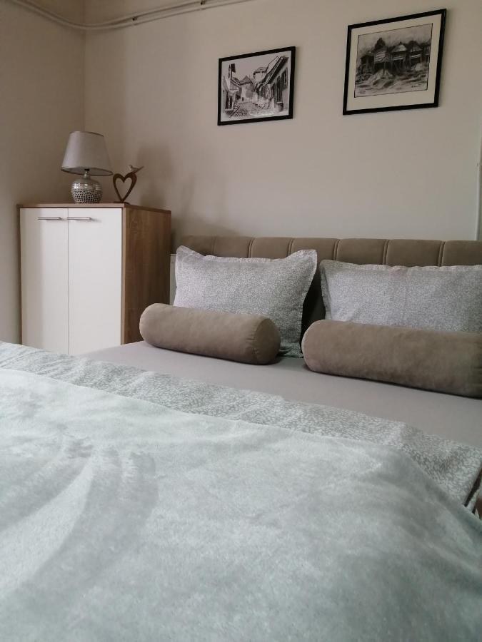 Studio Apartman Sun ไยเซ ภายนอก รูปภาพ