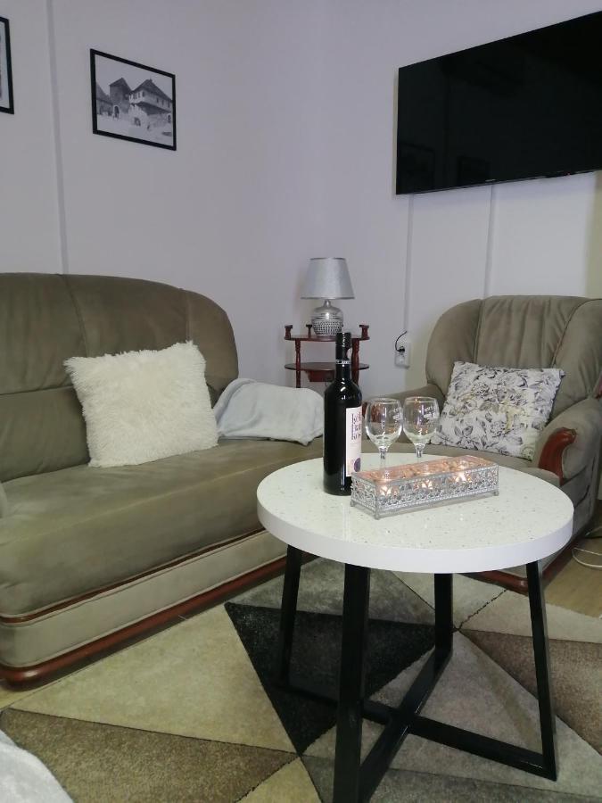 Studio Apartman Sun ไยเซ ภายนอก รูปภาพ